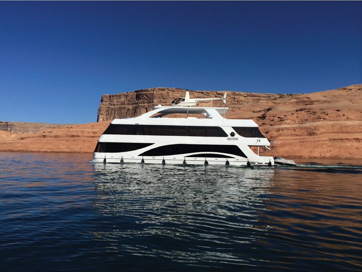 adonia yachts lake powell