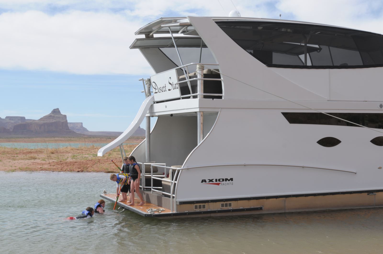 2014 bravada yachts axiom 1665