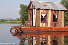 houseboat tourist places